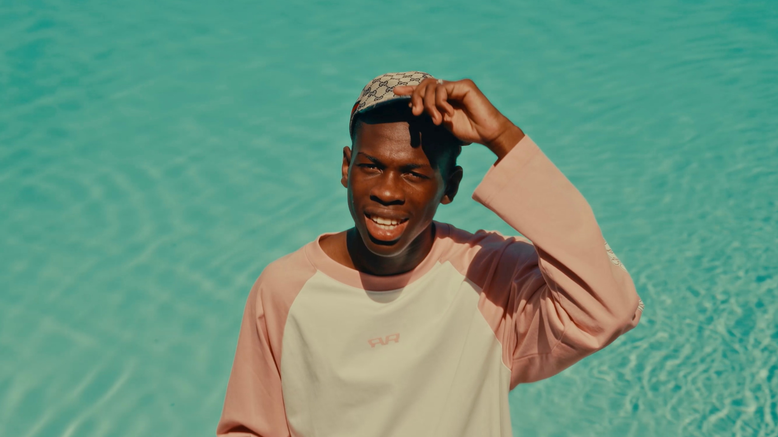 Highguest x Leafs – My Type >Highguest x Leafs – My Type